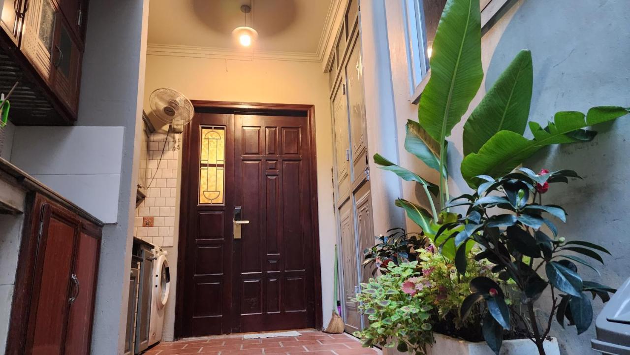 T Home Balcony Homestay Hanoi Buitenkant foto