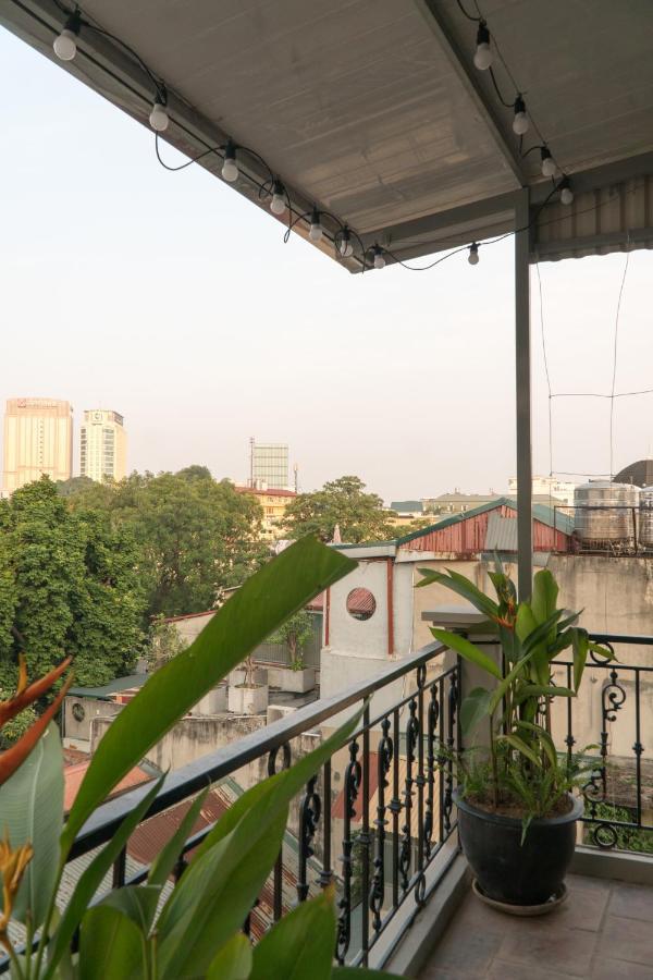 T Home Balcony Homestay Hanoi Buitenkant foto