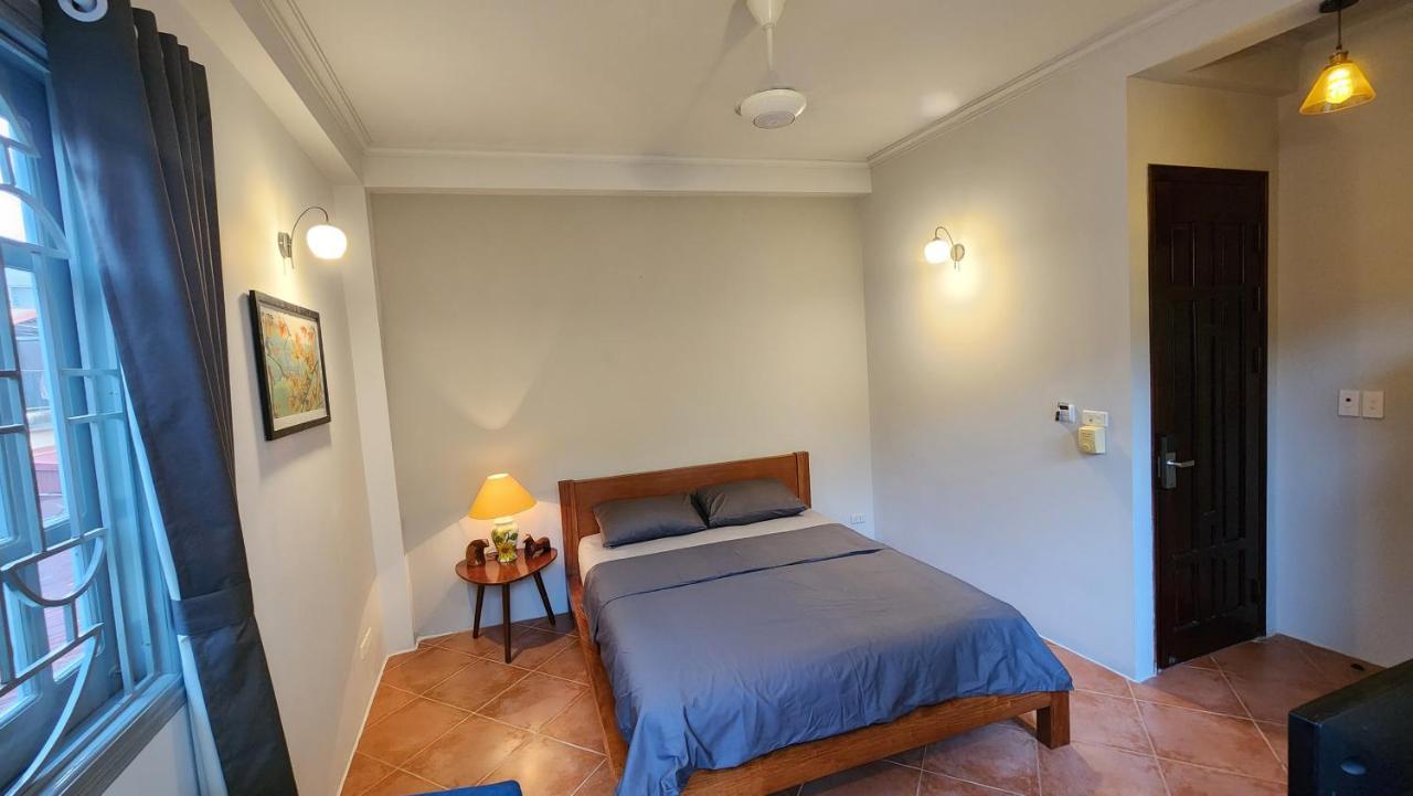 T Home Balcony Homestay Hanoi Buitenkant foto