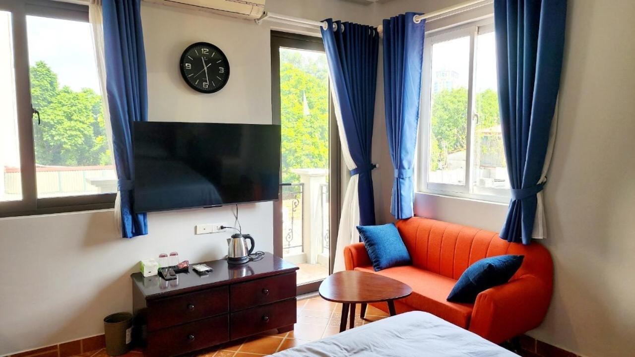 T Home Balcony Homestay Hanoi Buitenkant foto